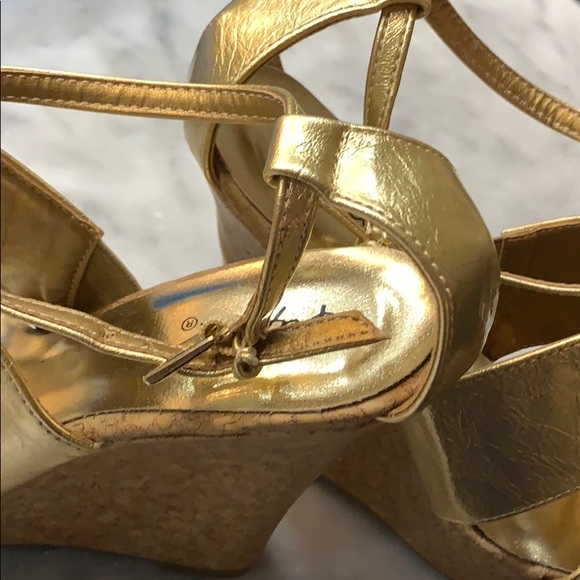 Wedges - Picture 8 of 8